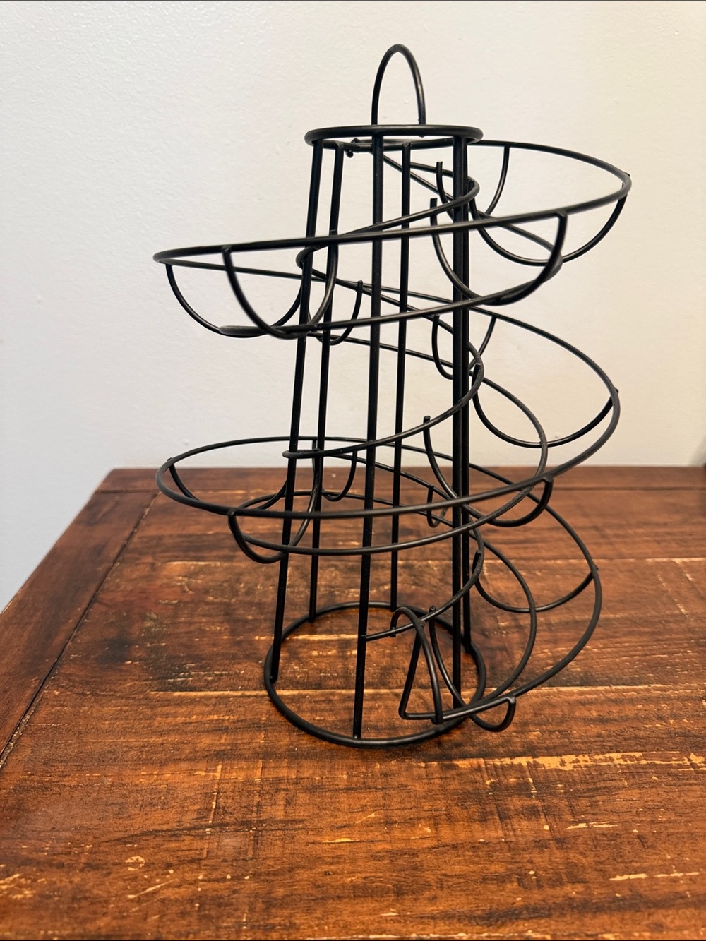 Black Spiral Wire egg Storage Rack